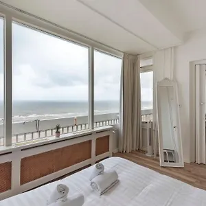  Apartment Beach Dreams Niederlande